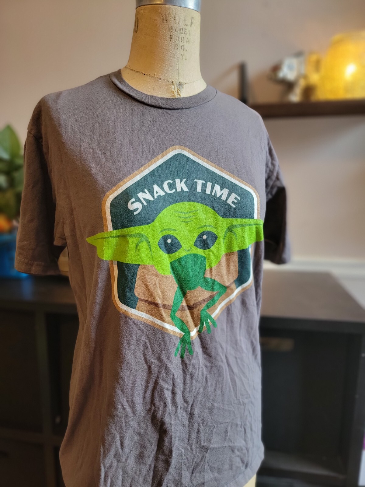 ALTRA T shirt uomo Star Wars: The Mandalorian Grogu Snack Time Frog media