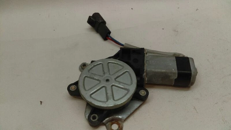 Двигатель стеклоподъемника в классическом стиле передний подходит для пикапа 99-07 SIERRA 1500 G30-166516 - Изображение 3 из 4