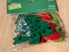 TWO PKGS 2 CHRISTMAS CRAFTS 3D FELT CHRISTMAS TREES 24PCS