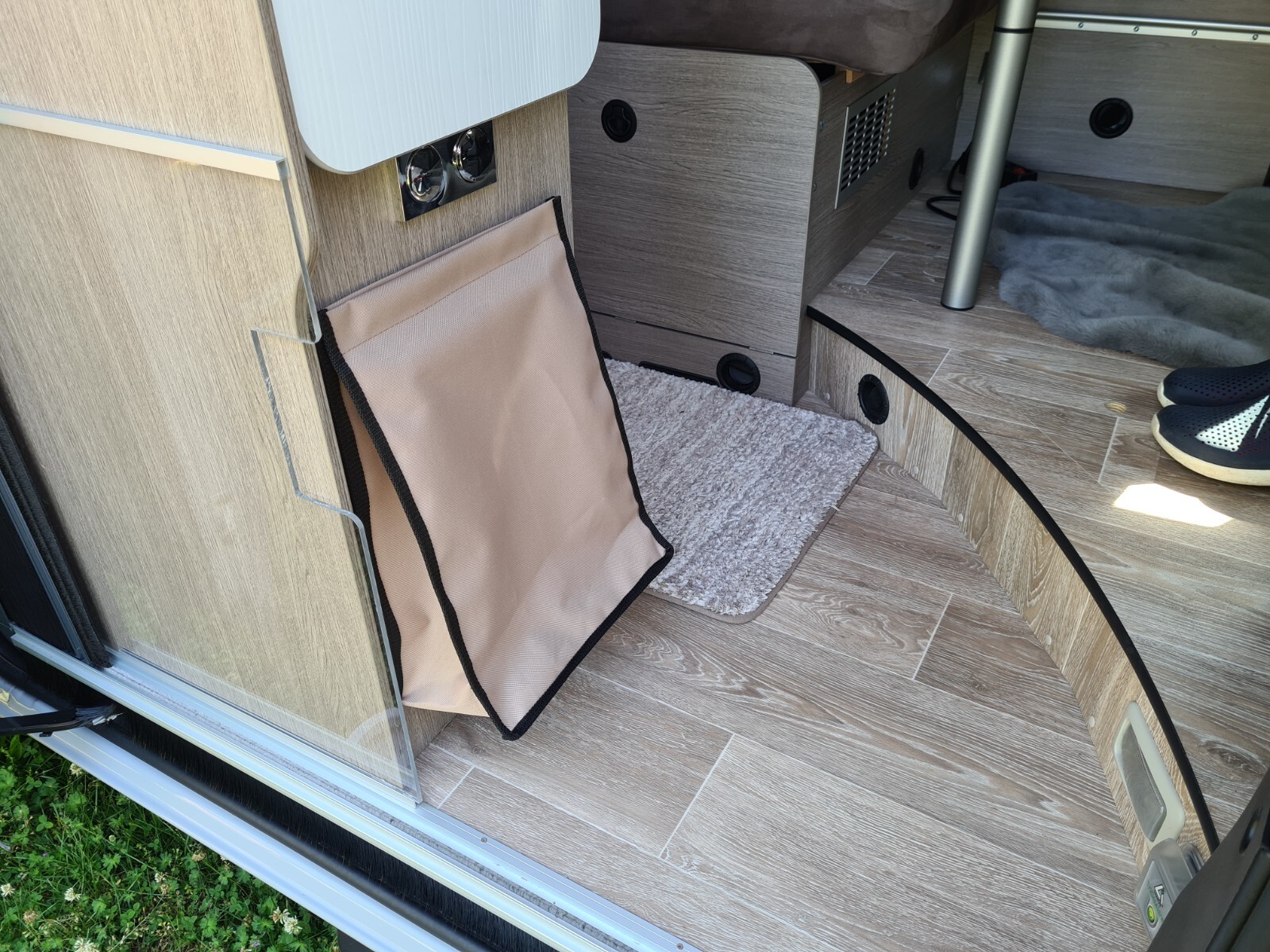 Abfalltasche Mit Magnethalter Für Wohnmobil & Camper - Wasserdichter Müllbeutelhalter