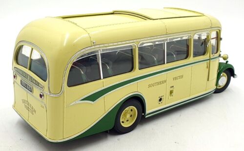 Sun Star 1/24 Scale 5002 - 1947 Bedford OB Duple Vista - Southern Vectis - Picture 2 of 6