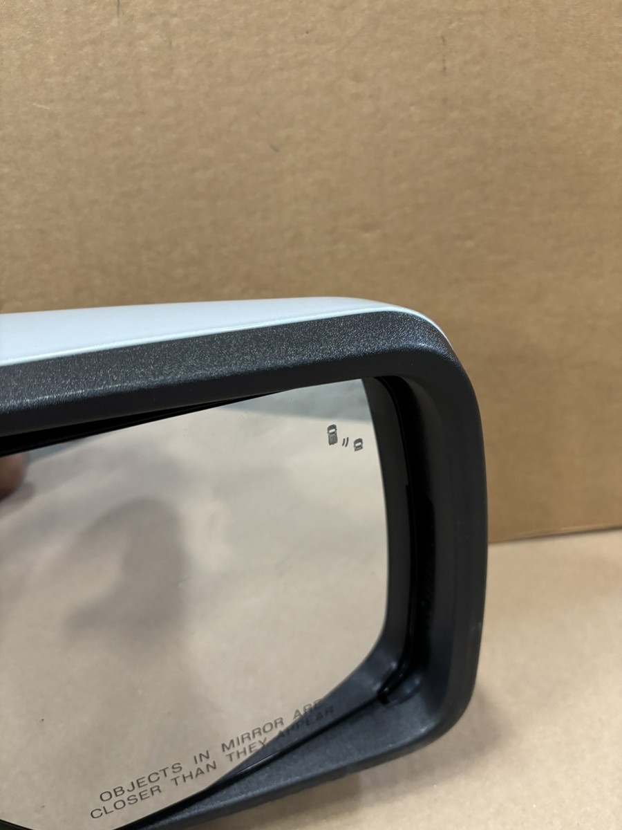 2024-2025 Ford F-150 RH Side Mirror W/blind W/cam Space White OEM