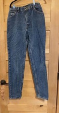 Vintage Women  s Wrangler  s 8 x 34 Jeans 28 X 33