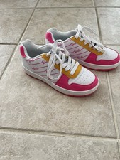 Barbie Girls Low Top Lace-Up Sneakers White/Pink/Yellow Logo Round Toe US 7