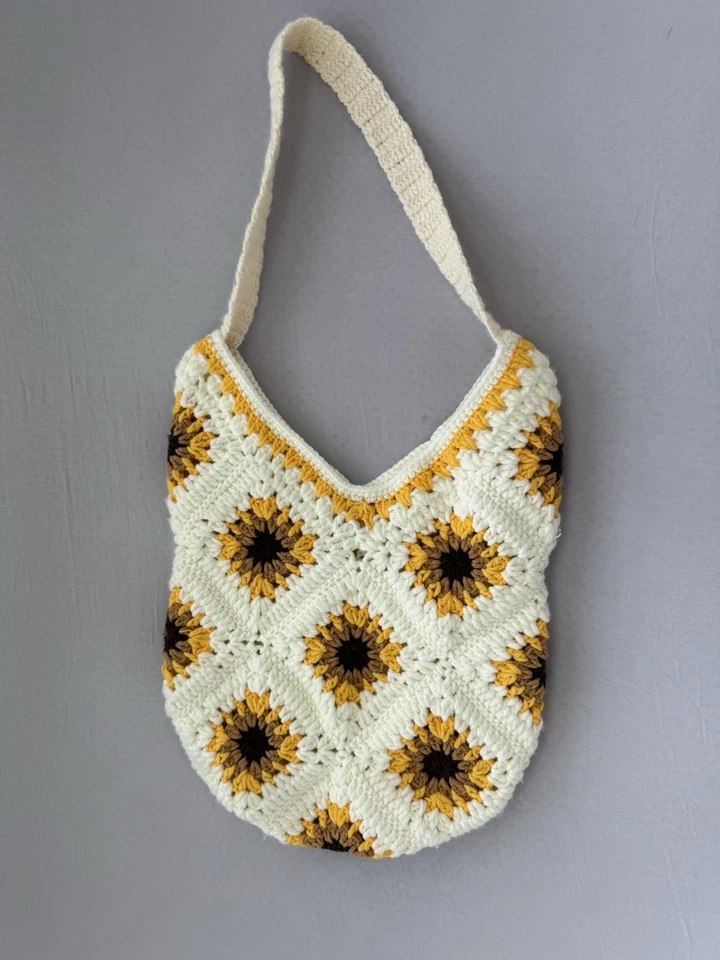 Nuevo Bolso Bandolera Cuadrado Crochet Girasol Abuelita Hecho a Mano Mujer Bolso Debería Foto 3 de 4