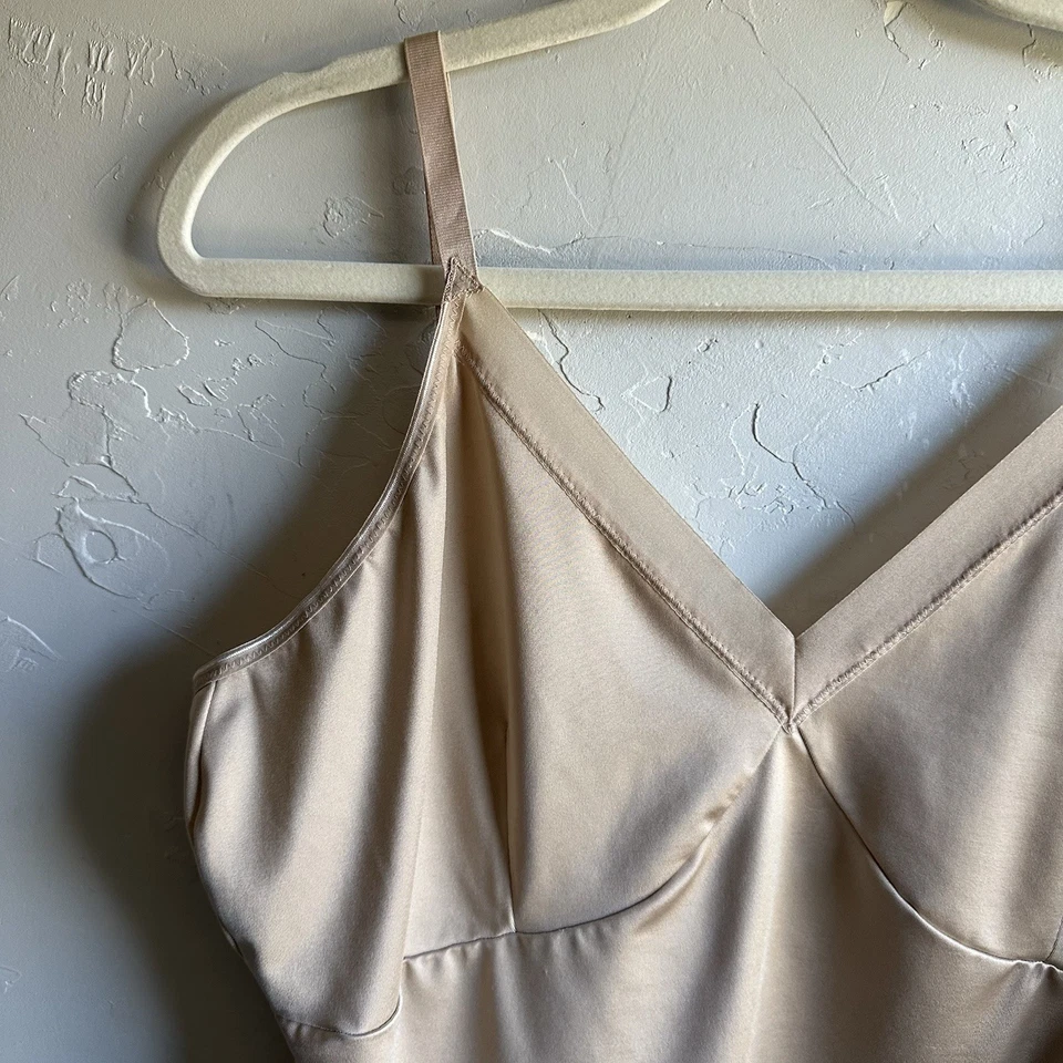 Spanx Simplicity Shaping Beige Lencería Correa Cami Top Talla 3X Foto 2 de 4