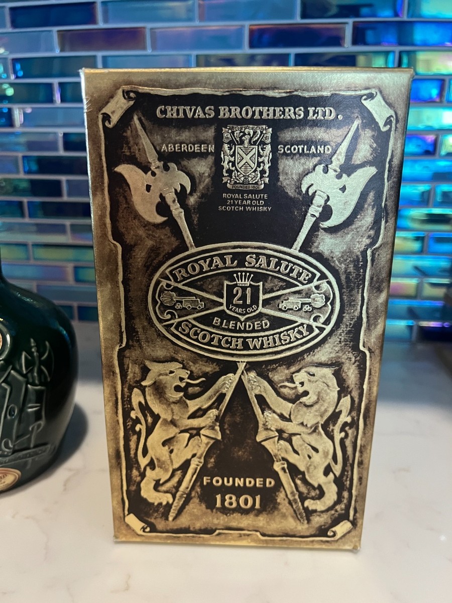Chivas Royal Salute 21 Years Old Whisky Green Bottle In Box With