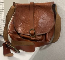 Vintage Patricia Nash Barcellona Leather Saddle Handbag -Shoulderstrap In Brown