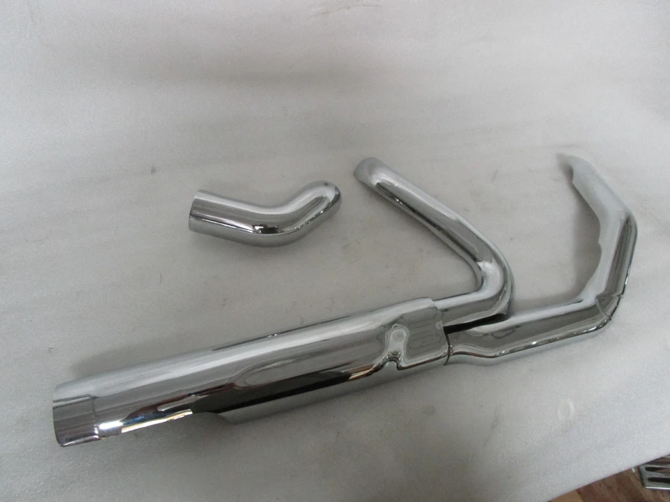 Escudos térmicos de escape cromados para Harley Davidson Touring 17-24 Foto 2 de 4