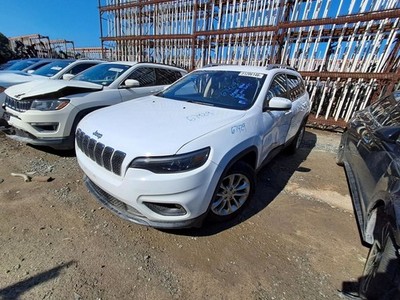 Wheel 17x7 Aluminum Painted 10 Spoke Opt Wfm Silver Fits 19 CHEROKEE 2979988