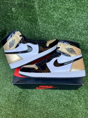 Nike Air Jordan 1 Retro High Gold Toe Size 11 861428-007 OG Bred Patent Black