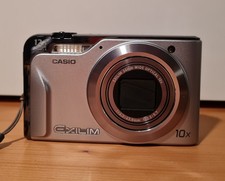 CASIO EX-H10 Digitalkamera 12.1 Megapixel sil...