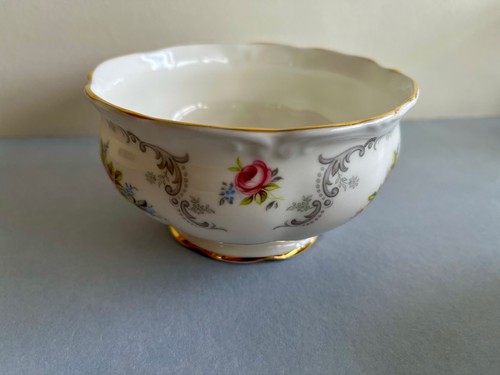 ROYAL ALBERT TRANQUILITY 20 PIECE TEA SET - GREAT CONDITION O794 - Photo 13/20
