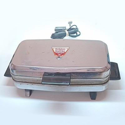 Vintage Vitantonio Belgian Waffler Model 550 Waffle Maker
