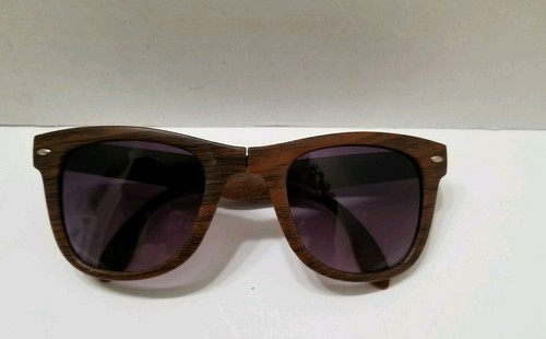 NEW!! BACARDI RUM SUNGLASSES FOLDING STYLE PLASTIC - Picture 3 of 5
