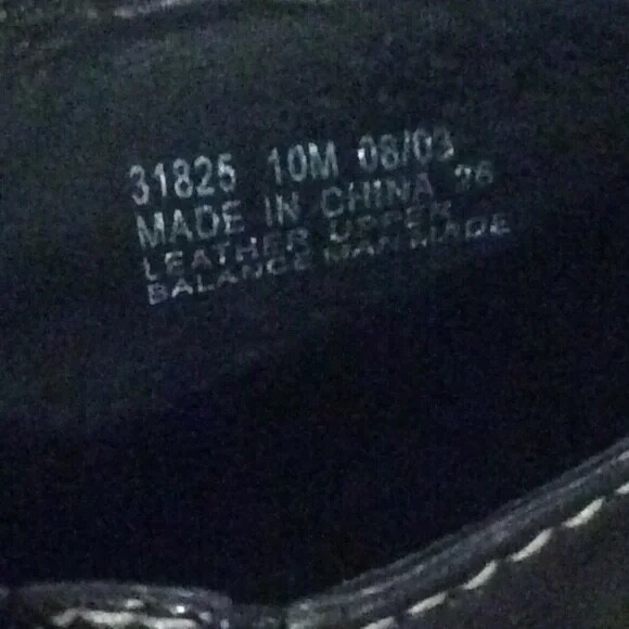 Comfortable Classic Leather CLARKS Block Heel Mid… - image 11