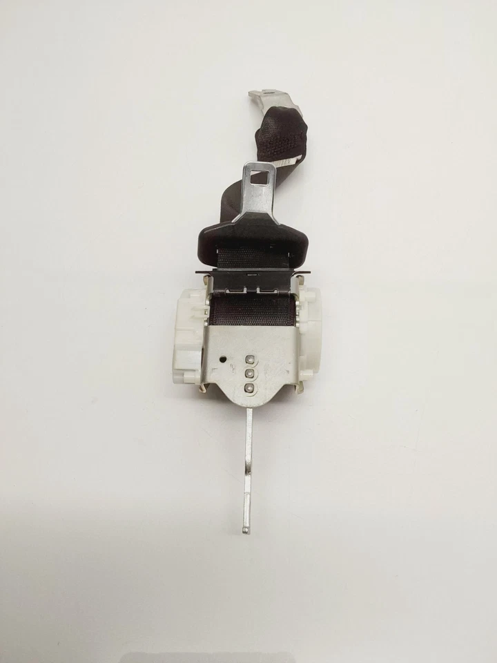 BMW 525i 2007-2010 cinturón de seguridad trasero derecho del lado del pasajero 33052211 OEM. Foto 4 de 4