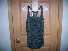 NWOT RUBY RIBBON WOMEN SWIMSUIT TANKINI TOP SZ 36 ADJUST STRAPS ANIMAL PRINT NEW