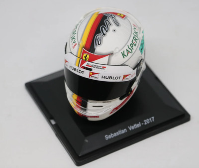 F1 Sebastian Vettel Ferrari 2017 Rare Helmet Scale 1:5 Formula 1 + Magazine  | eBay