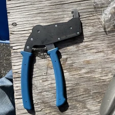 World’S Best Cage Nut Tool - Insertion and Removal of Cage Nuts, Rubber Grip, Sp