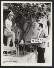 EDIE ADAMS JACK LEMMON in Under The Yum Yum Tree '63 SEXY LEGS BUSTY
