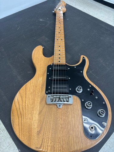 Peavey T-27 Made in USA Electric Guitar (PD2096545)