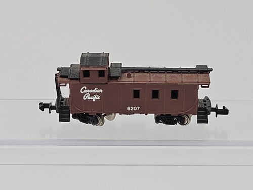 Vintage N Scale Bachmann Brown Canadian Pacific Caboose #6207 | Condition: Used