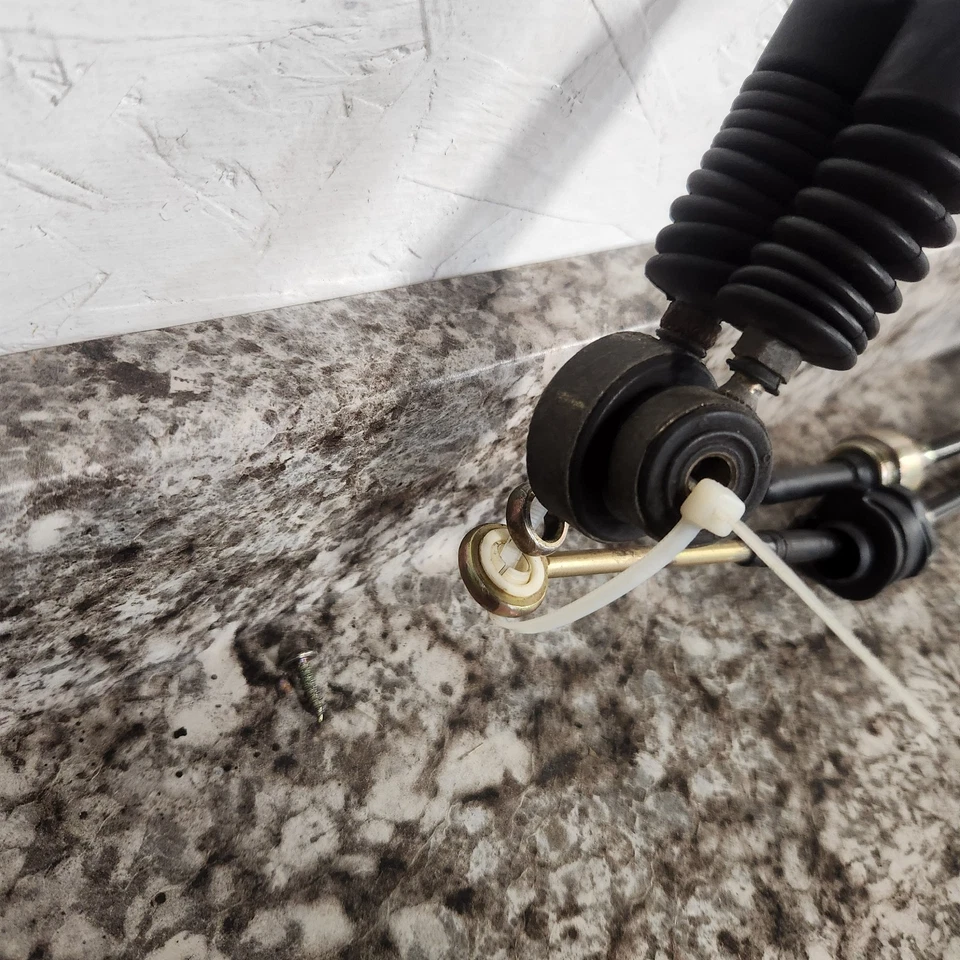 01-05 Honda Civic 1.7 MANUAL Shifter Transmission Cables OEM shift gear clutch - Image 2 of 4