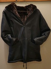 Vintage womens Winlit coat. Reversible genuine leather /faux fur leopard print.