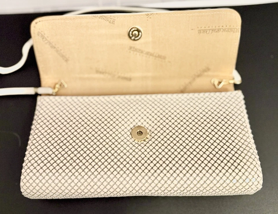 Bolso sin asas de noche de malla metálica blanca Whiting & Davis bandolera vintage Foto 4 de 4