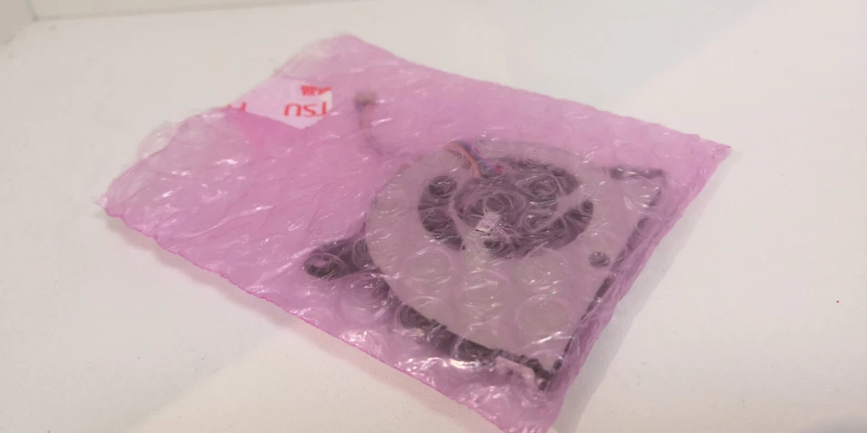 Original TOSHIBA C-321C Lüfter Cooling Fan TOSHIBA Fujitsu Kühler 5V 0.32A  4Pin - Bild 2 von 4