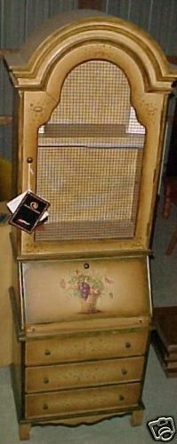 Ashley Furniture aparadores, buffets y carros