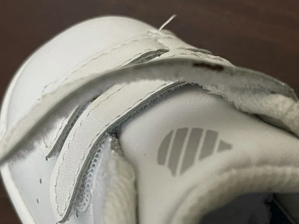 Zapatillas deportivas K-Swiss unisex Clean Court 3 correas blancas 25852 gancho bucle 7 M nuevas Foto 3 de 4