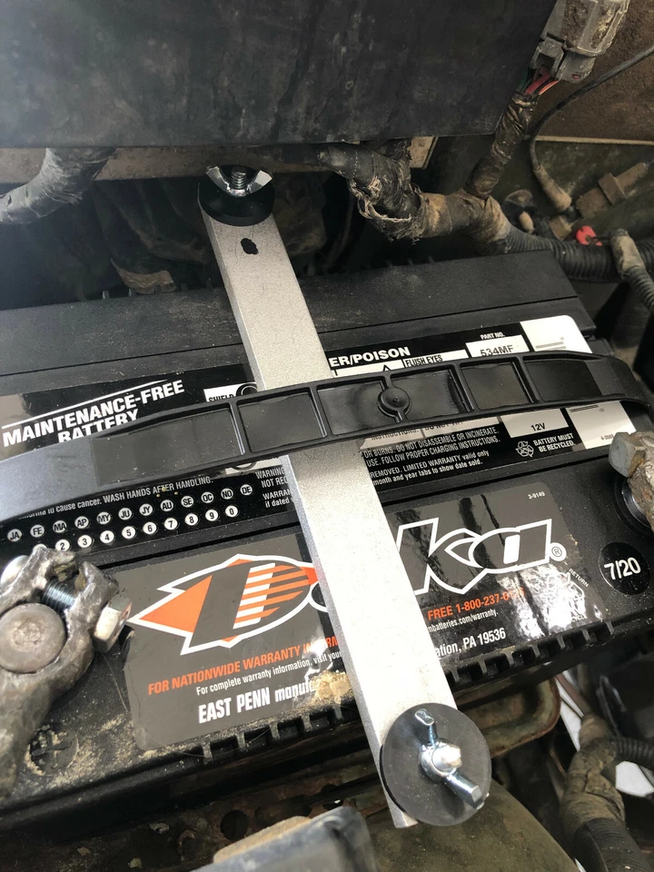 KIT DE SUJECIÓN DE BATERÍA PARA JEEP WRANGLER TJ YJ JK BARRAS DE MONTAJE DE BARRA DE ALUMINIO PERNOS Foto 2 de 4