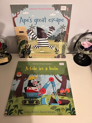 Brand New Usborne Phonics Readers Apes great Escape & Mole in a Hole.
