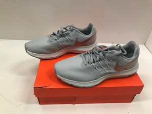 women's nike run swift wolf grey