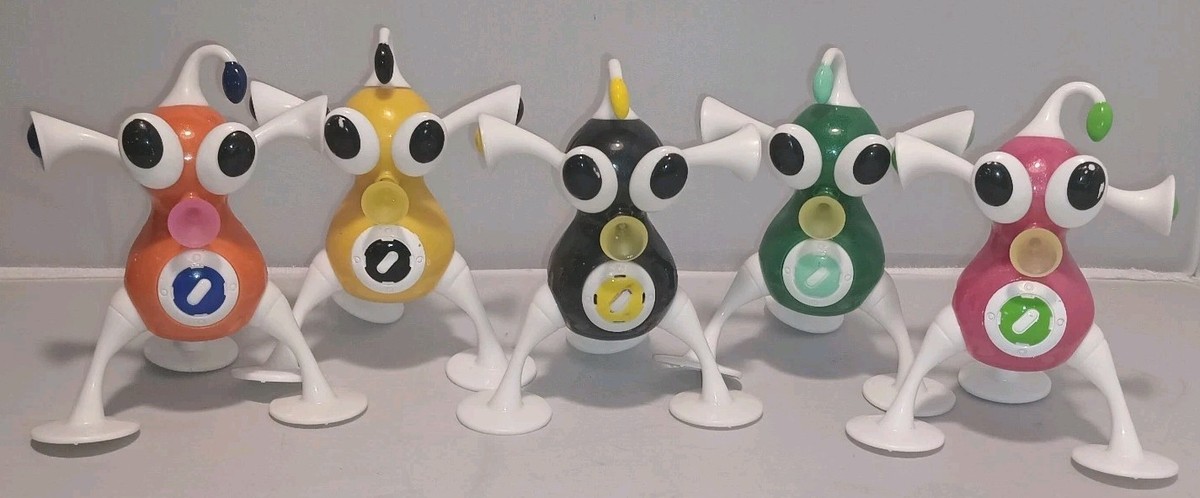 McDonalds 5 Mini Zizzle Iz Alien Small Orange Rare Color No Sound