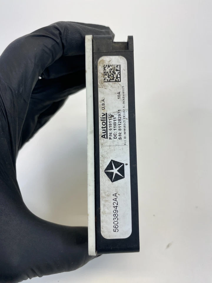 Chrysler Town & Country 2011 2012 módulo de sensor de detección de punto ciego 56038942AA Foto 2 de 4