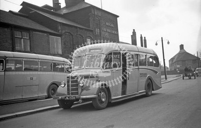 FOTO Carter F, Northwold Bedford OB Duple FNS JWJ 536 at King's Lynn