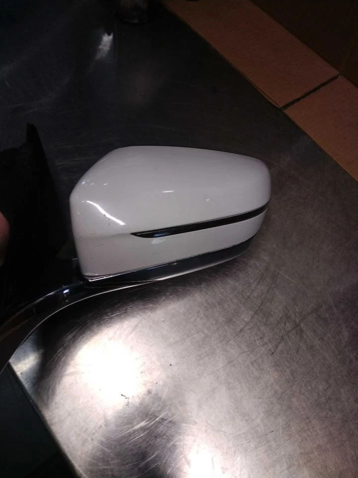 Cámara con espejo retrovisor lateral del conductor con base de alto brillo para BMW 740i 396096 16-21 Foto 3 de 3