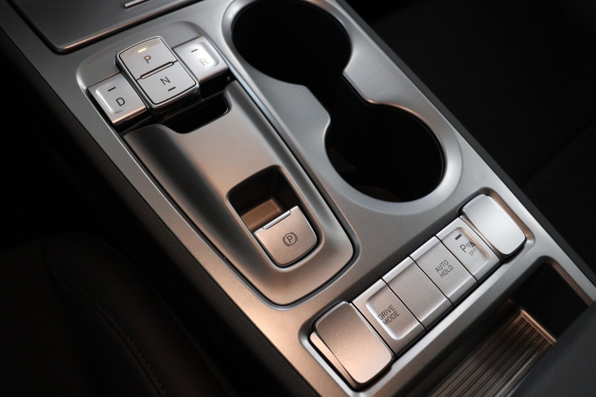 Hyundai Kona EV Essential