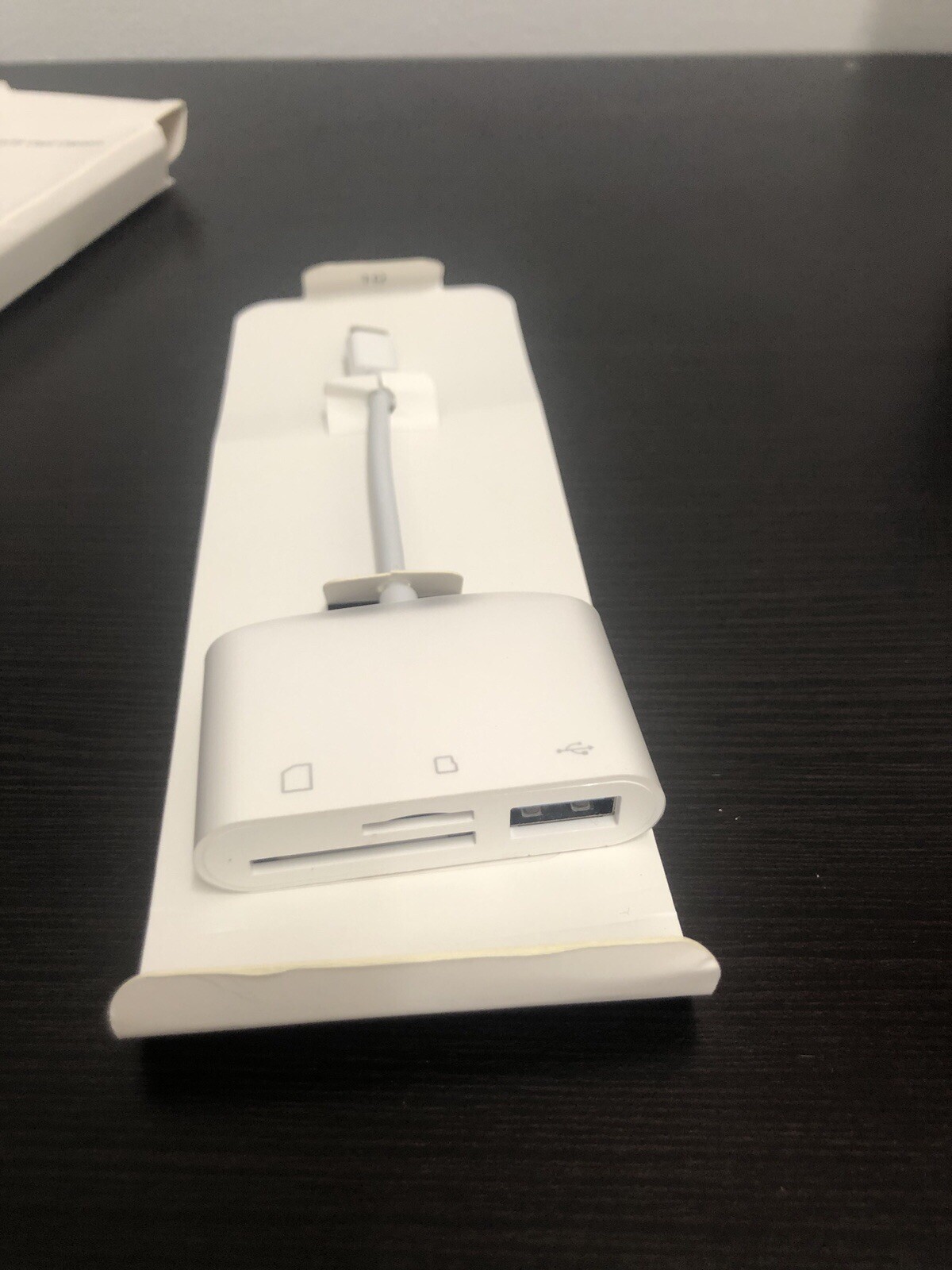 SD Card Reader for iPhone iPad,Trail Game Camera SD Card Viewer with Dual Slot-image