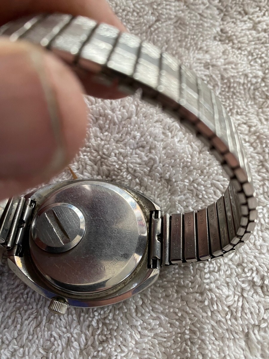 Vintage Legant Electronic Watch Day Date Blue Dial | eBay display picture 1