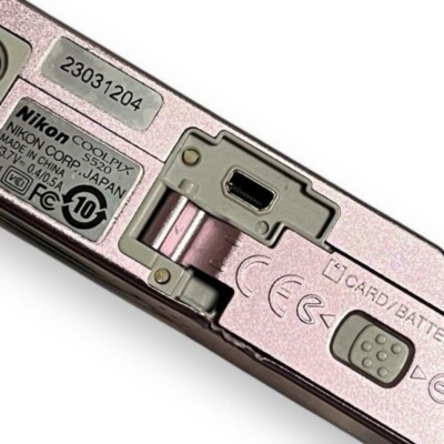 Nikon Coolpix S520 Pink Compact Digital Camera 8.0MP 2.8X