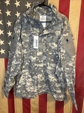 New Medium Regular Army Gen III ACU Soft Shell Cold Weather Jacket 7093