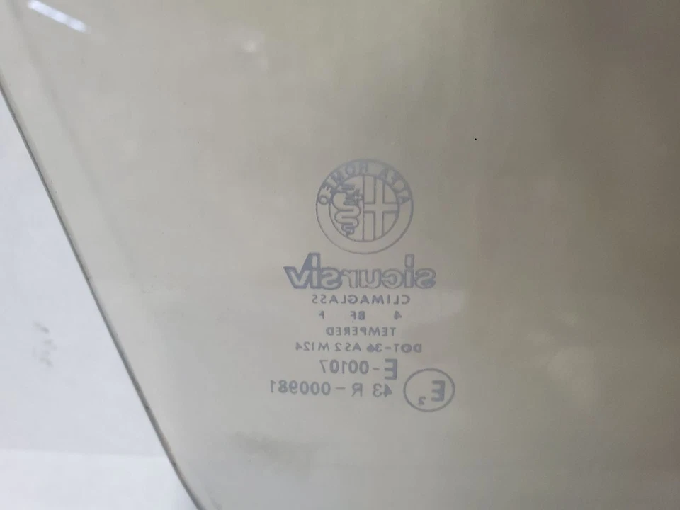 Front Left or Right Door Glass Conv OEM 82 90 Alfa-Romeo Spider Veloce - Image 4 of 4