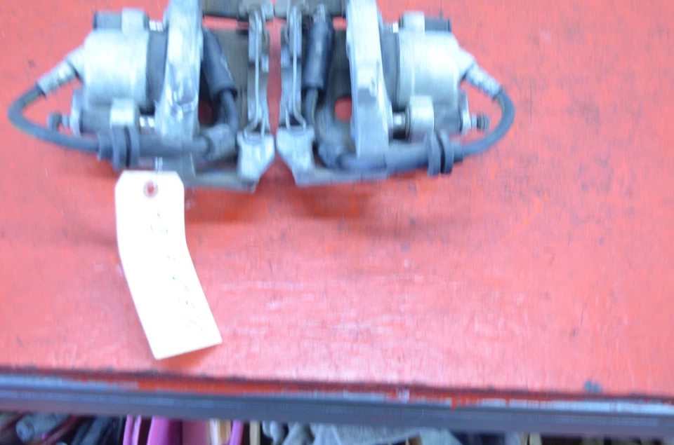 12-17 FIAT 500 JUEGO PINZAS FRENO DELANTERO IZQUIERDO/DERECHO OEM Foto 2 de 4