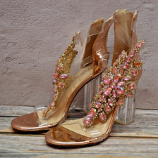 Sandalias Bella Luna Tacón Bloque Transparente Adornadas en Oro Estrás Talla 7.5