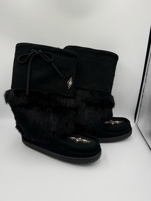 Black fur, Manitobah Mukluks Waterproof Snowy Owl, Size 7 US