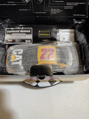 Ward Burton #22 Caterpillar 2001 Team Caliber 1/24 Nascar Diecast - Picture 16 of 17